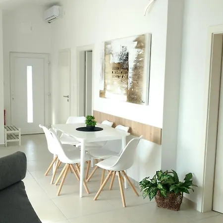 Maluma Guest house