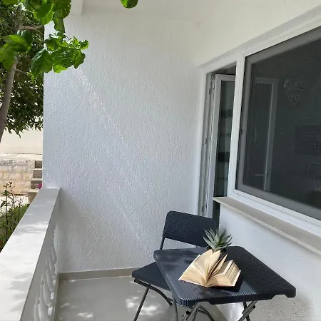 Maluma Guest house