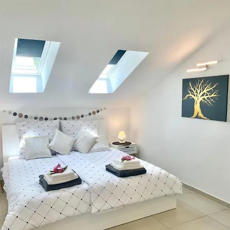 Maluma Vendégház Rogoznica